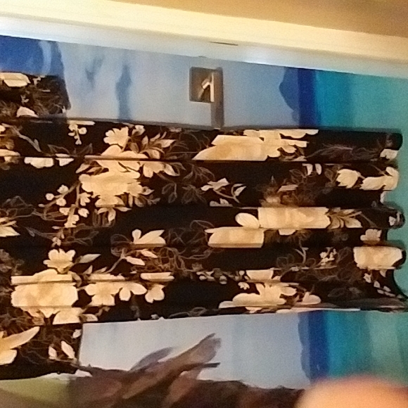 GILI LONG DRESS - Picture 6 of 11